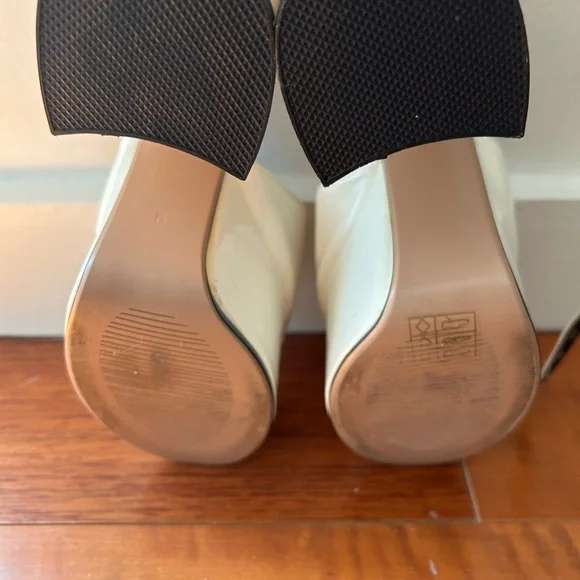 La Moda Cream Platform Heels - Picture 6 of 6